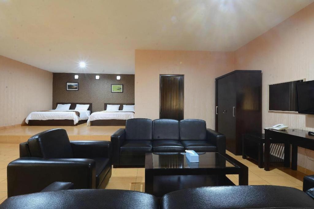 Villa Lemon Lembang Εξωτερικό φωτογραφία